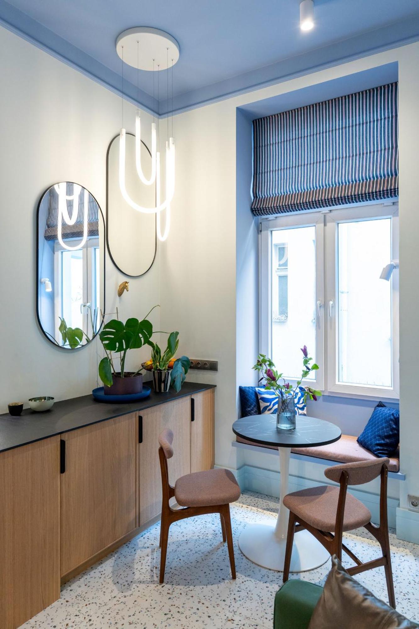 Apartment Dietla 11 - Art For 2 *